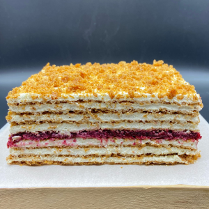 Signature cake: Medovik DulceBun